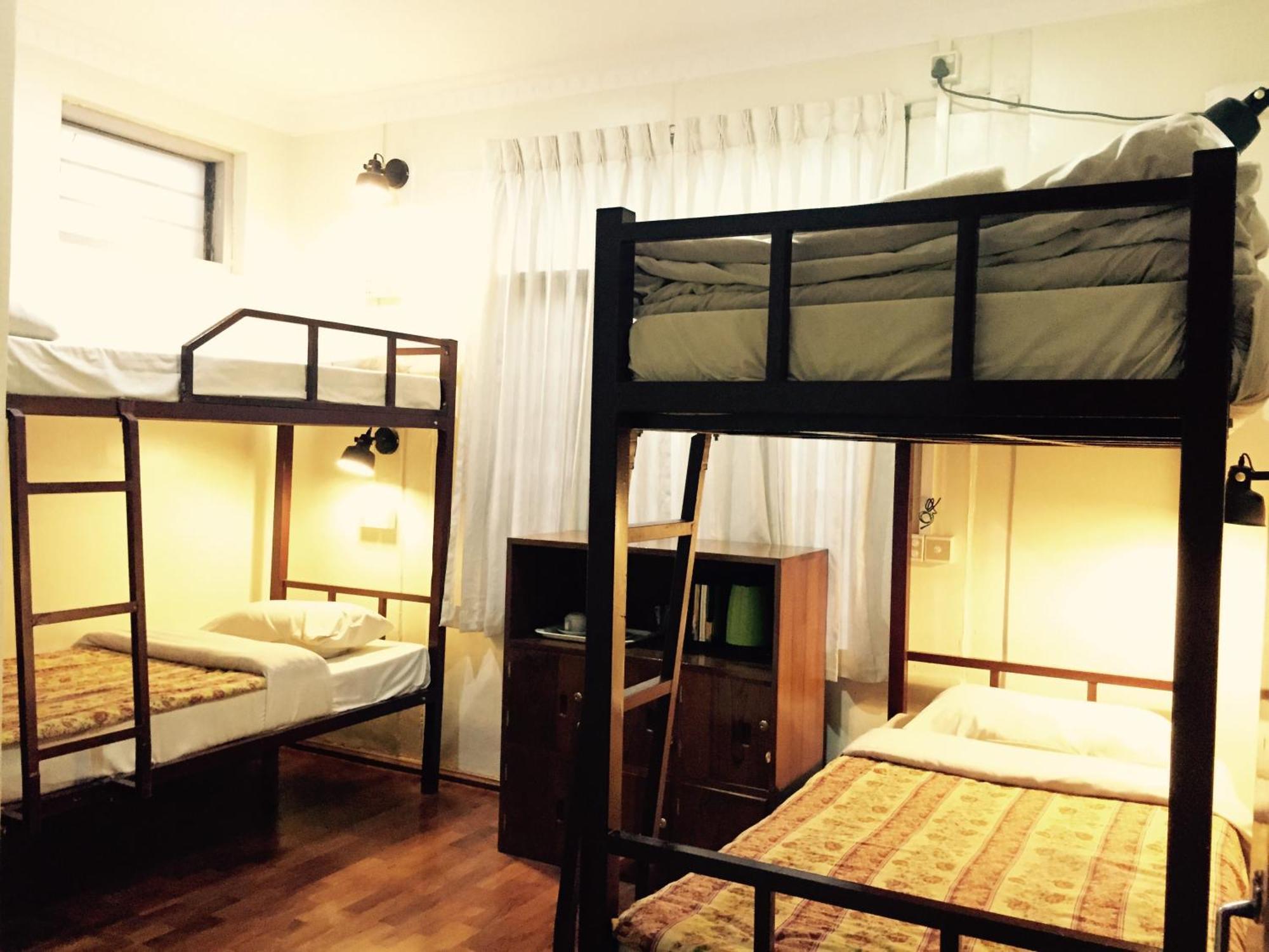 Mr. Charles Guest House Hsipaw Bagian luar foto